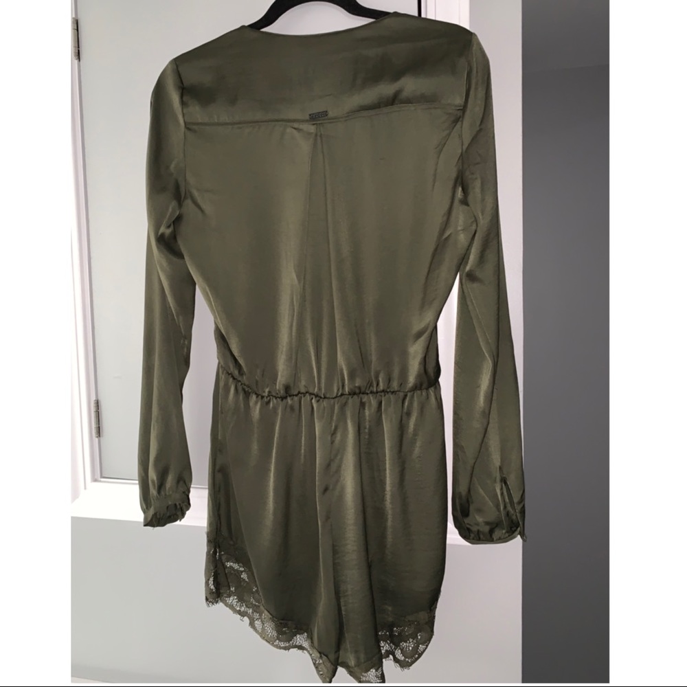 Lace Romper - Picture 2 of 3